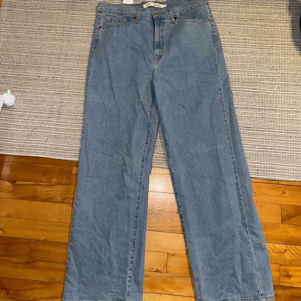 LEVI’s ORIGINAL wide leg blue jeans MIDRISE